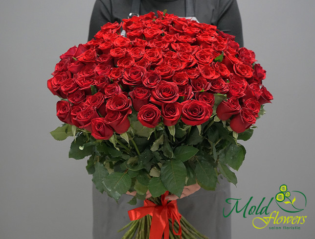 101 Trandafiri roșii olandezi 60-70 cm (la comanda, 5 zile) foto